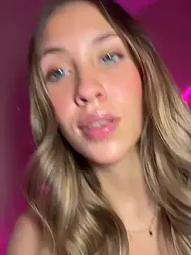 Stripchat Live Sex Cam of fanyabbey