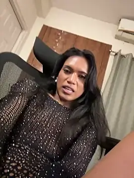 Stripchat Sex Cam of DarlingJenny22