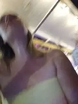 Stripchat Watch Live Sex Cams of SkyelarsWorld
