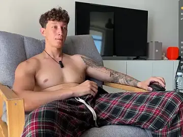 Stripchat Sex Cam of ohh_dani