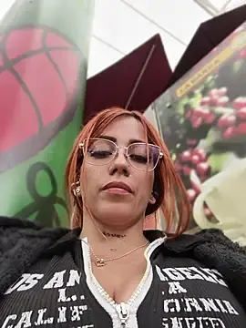 Stripchat Adult Webcams of Alis_xxx
