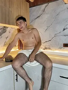 Stripchat Free Porn Cam of Cody_Wolf
