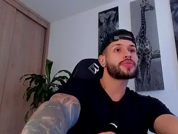 Stripchat Free Live Porn of Santos_ramirez1