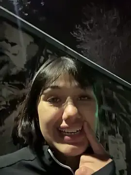 Stripchat Adult Webcam of Abrildqquino