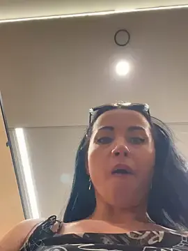 Stripchat Nude Webcam of CrazzyChicks