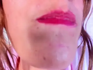 Stripchat Free Live Porn of naughty_flower18