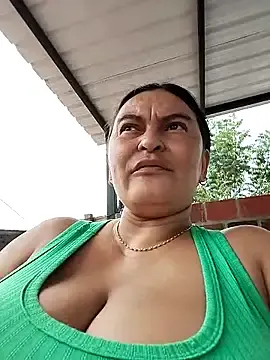 Stripchat Free Live Porn of Horny-Mommy-Dirty