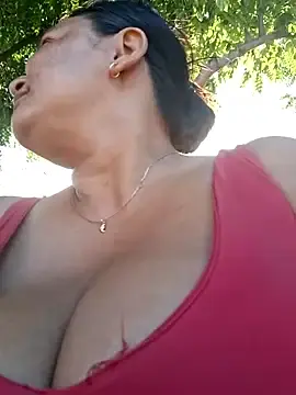 Stripchat Private Sex Chat of Horny-Mommy-Dirty