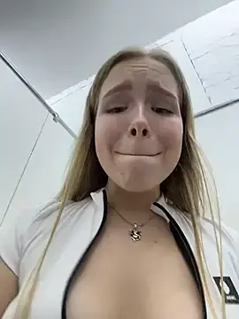 Stripchat Adult Webcam of Liza_risky