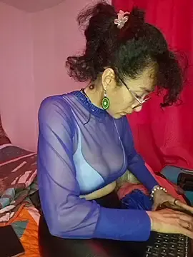 Stripchat Live Sex of AmelieMartinez