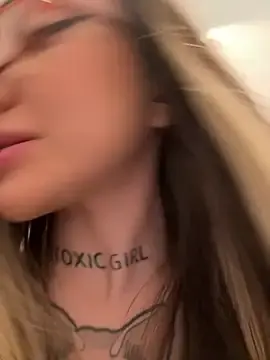 Stripchat Free Porn Cam of SaintSquirt