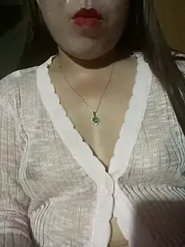 Stripchat Sex Cam of Poppy_dogy