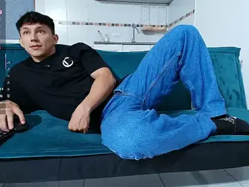 Stripchat Live Sex of jacques_cardiet