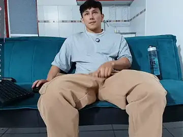 Stripchat Watch Live Sex Cams of jacques_cardiet
