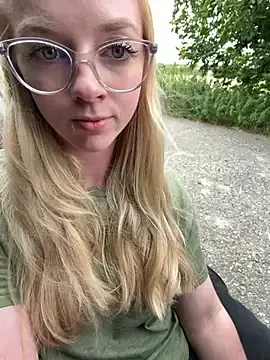Stripchat Free Porn Cam of LinaLeana