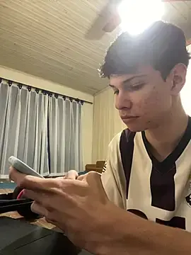 Stripchat Free Porn Cam of branquelopicudo777