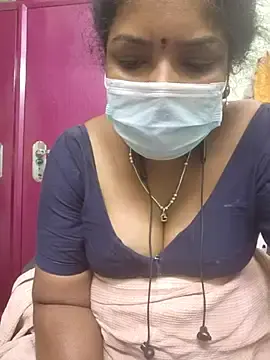 Stripchat Free Porn Cam of tamil-kamakanni