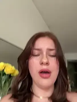 Stripchat Live Sex Cam of MaribelRiver