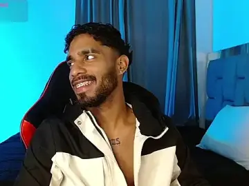 Stripchat Free Porn Cam of Christian_thor
