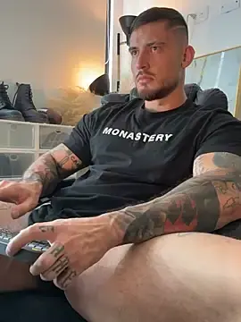 Stripchat Adult Webcam of DimitriSullivan_