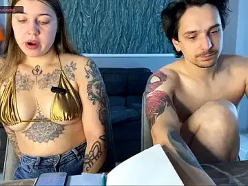 Stripchat Sex Chat of Miley_and_Michael