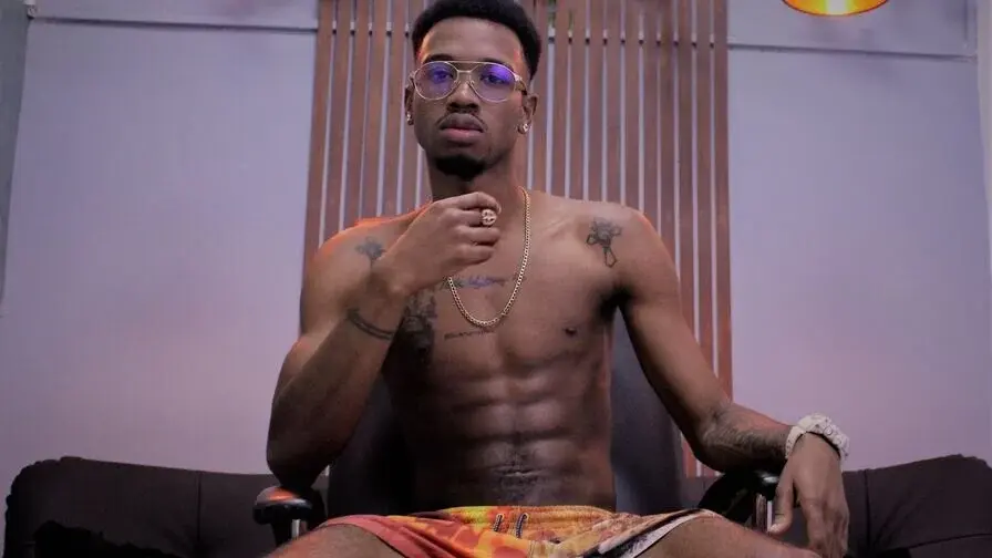 Kofi_exotic_2