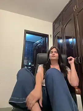 Stripchat Live Sex Cam of Sexifantasia