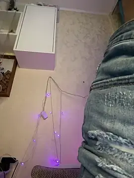 Stripchat Sex Cam of LaraHollywood