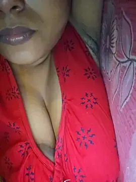 Stripchat Sex Chat of sexyindi_couple