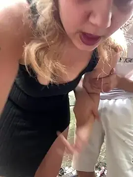 Stripchat Free Porn Cam of hotamanda01