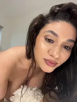 Stripchat Free Porn Cam of IrisBlues