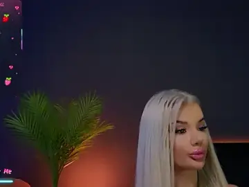 Stripchat Live Sex of CelyneMay