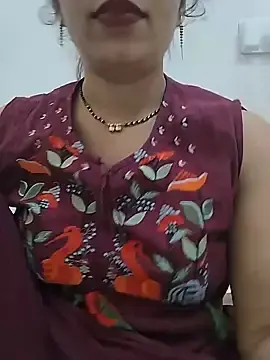 Stripchat Adult Webcams of KAJALBHABHI_