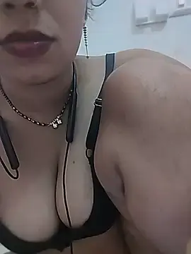 Stripchat Best Webcam of KAJALBHABHI_