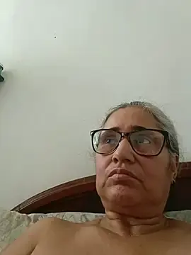 Stripchat Free Porn Cam of _candi