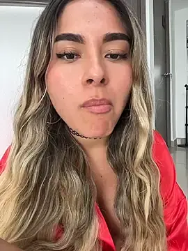 Stripchat Free Porn Cam of kataliina__