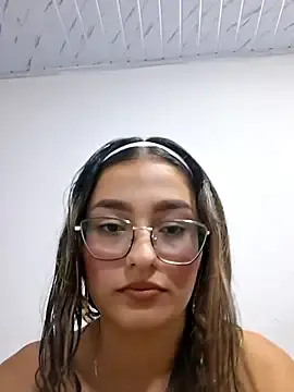 Stripchat Adult Webcam of Ary-18