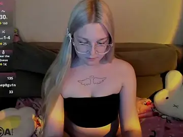 Stripchat Nude Webcam of Sylvia_Ortiz