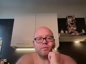 Stripchat Nude Webcam of theitalianbear