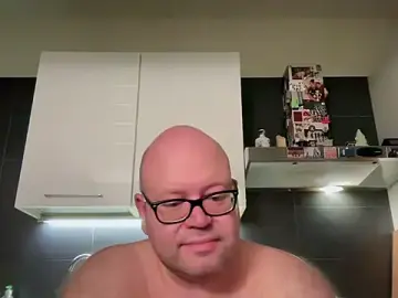 Stripchat Sex Cam of theitalianbear