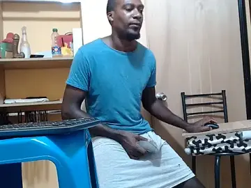 Stripchat Live Sex of kurtbigcock