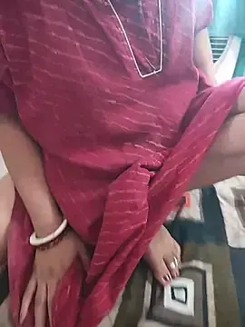 Stripchat Sex Cam of COUPLLE_VILLAGE