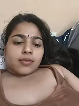 Stripchat Adult Webcam of Cute-Simmi69