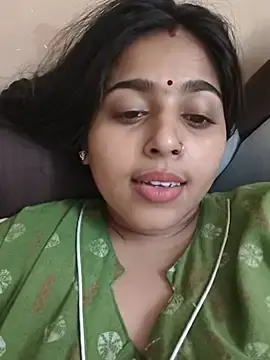 Stripchat Free Live Porn of Cute-Simmi69