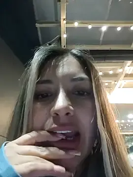 Stripchat Live Sex Cam of alana_69