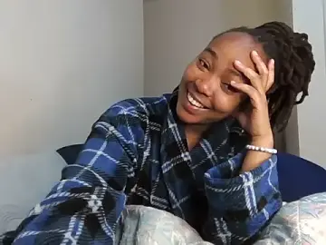 Stripchat Free Live Porn of atara_seren