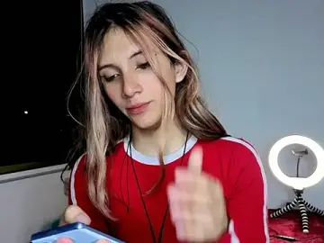 Stripchat Live Sex Cam of Feniix__