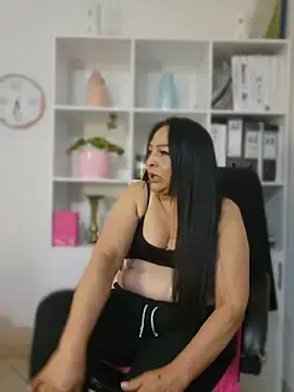 Stripchat Sex Cam of Gina_Myers