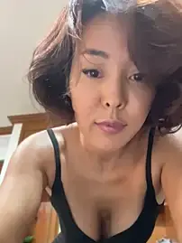 Stripchat Free Porn Cam of NoirElysia