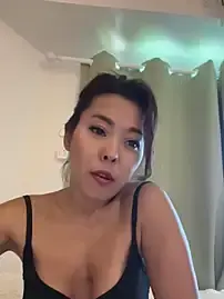 Stripchat Live Sex of NoirElysia